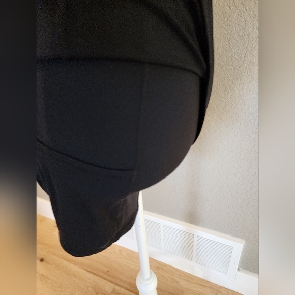 Kriss Cross back skort dress with shorts under and pockets size Medium - Picture 3 of 8